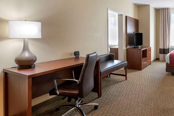 Suite - Comfort Suites Eugene - I-5, Exit 191