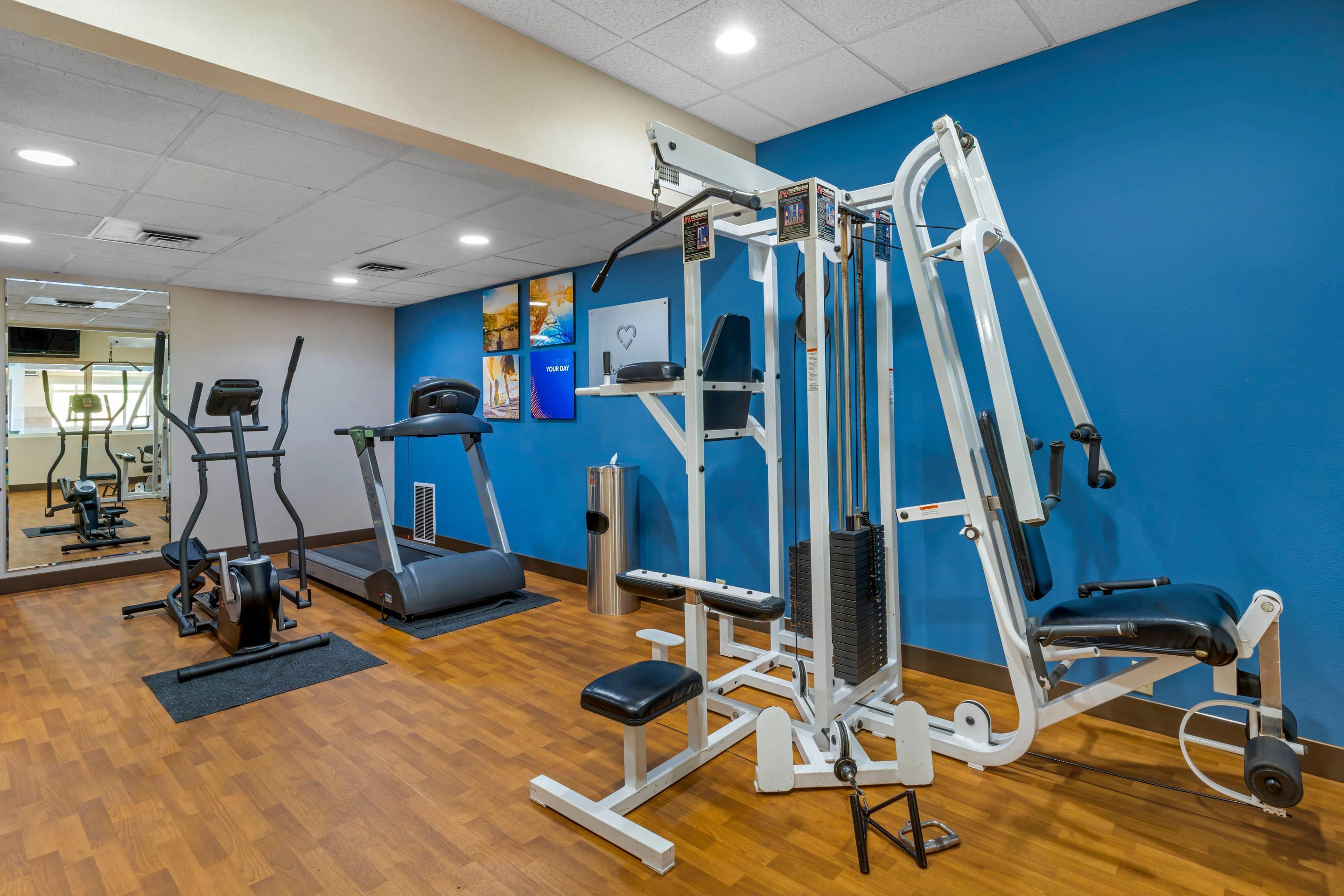 Exercise room | Comfort Suites Eugene