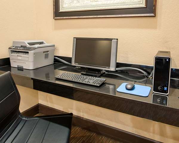 Conference Area - Quality Inn & Suites Springfield - I-5, Exit 195