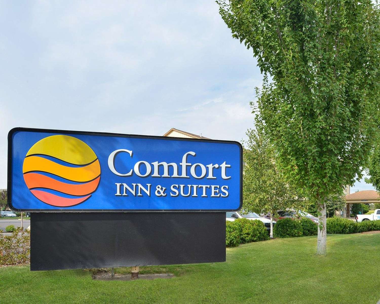 Comfort Inn & Suites McMinnville, OR See Discounts