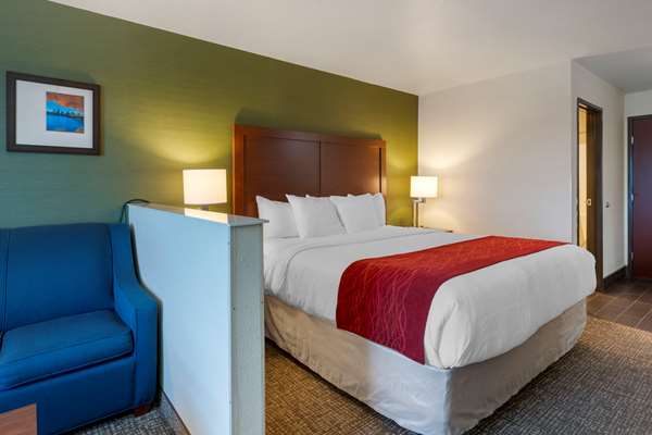 Suite - Comfort Inn & Suites Salem - I-5,Exit 256