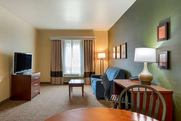 Suite - Comfort Inn & Suites Salem - I-5,Exit 256