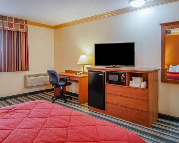 Suite - Quality Inn & Suites Medford - I-5, Exit 30