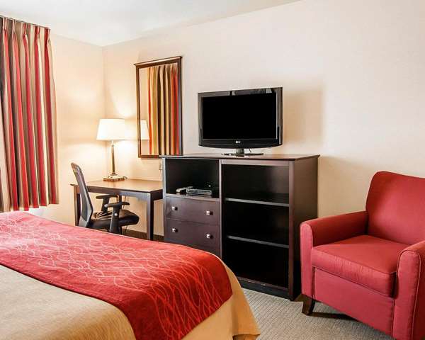  - Comfort Inn & Suites Creswell - I-5, Exit 182