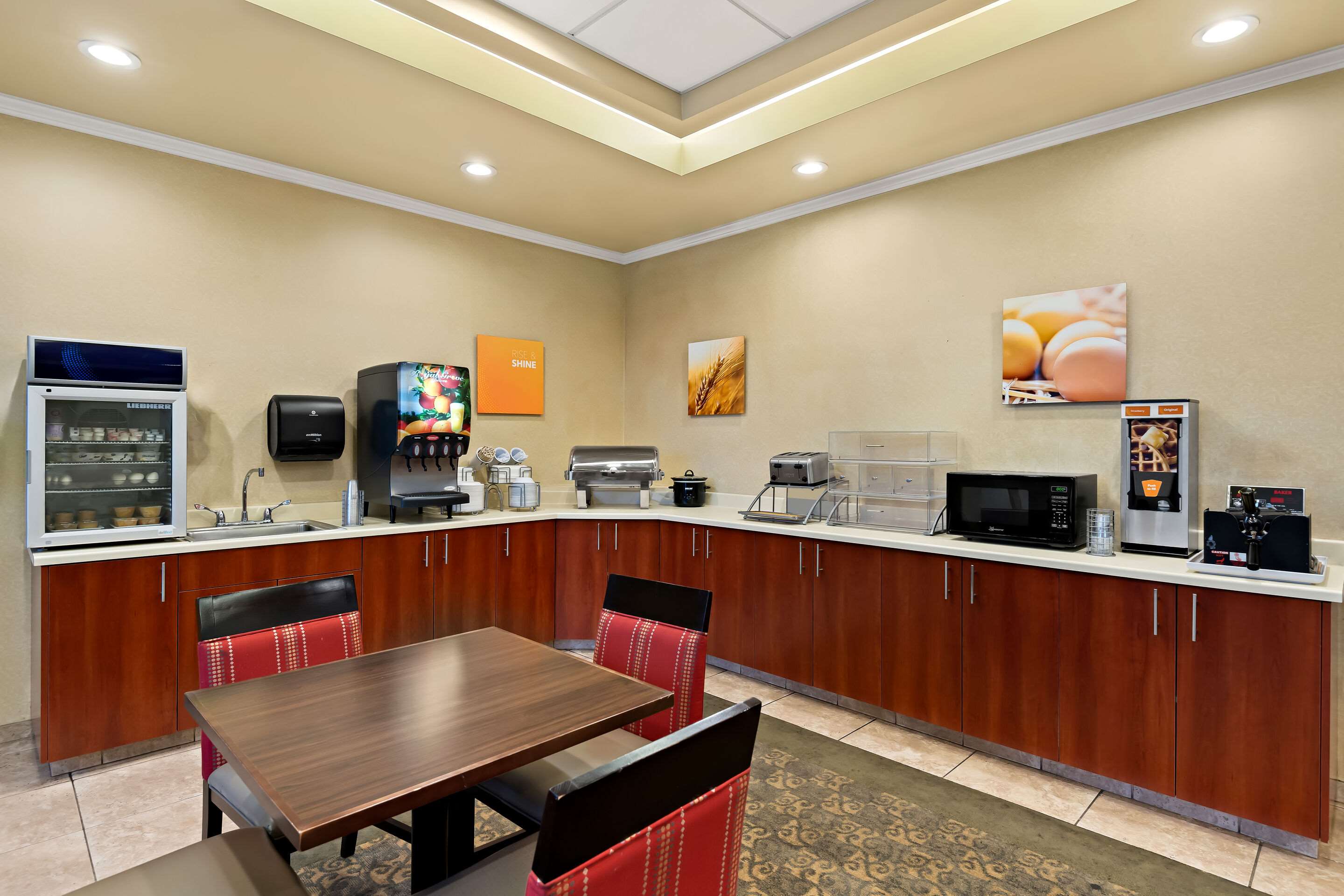 Breakfast area