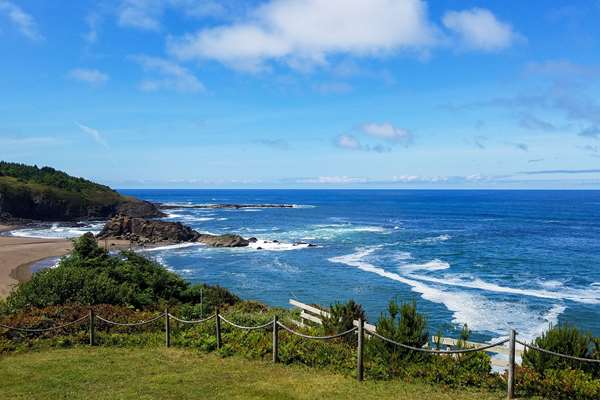  - Clarion Inn Surfrider Resort Depoe Bay