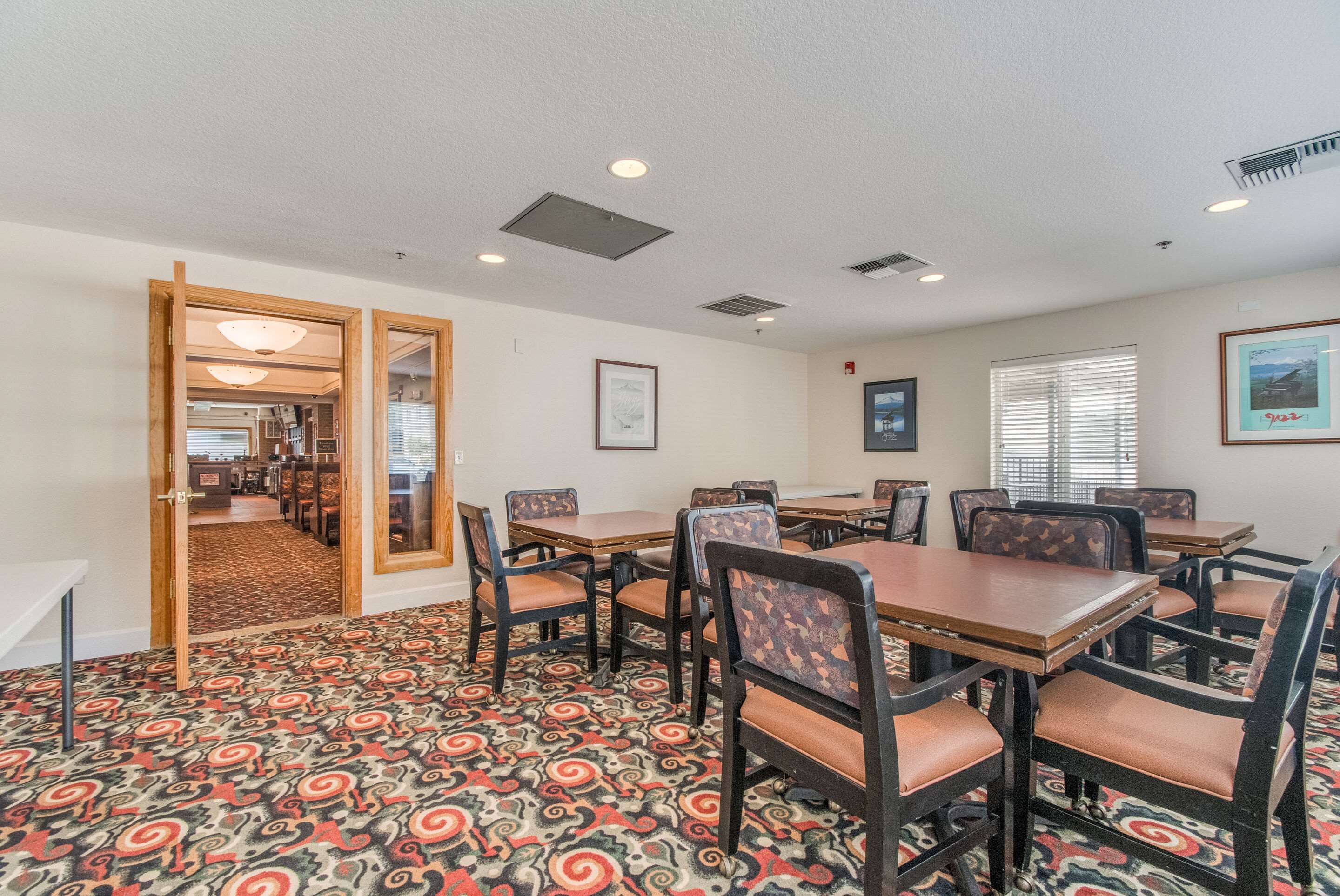 CascadeRoom | Quality Inn