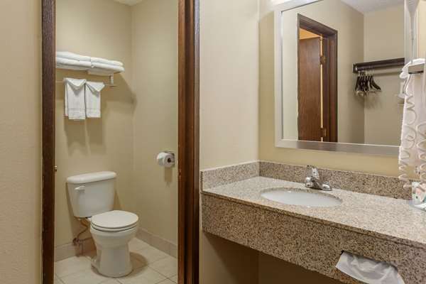  - Quality Inn Ontario - I-84, Exit 376