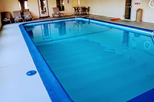 Pool - Quality Inn Ontario - I-84, Exit 376