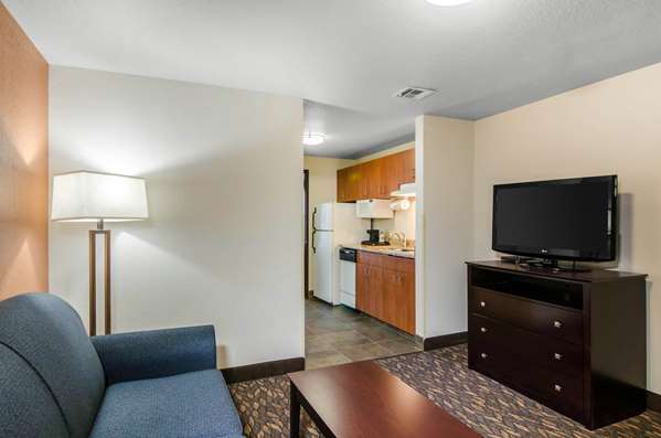 Suite - Comfort Inn & Suites Ashland - I-5, Exit 19