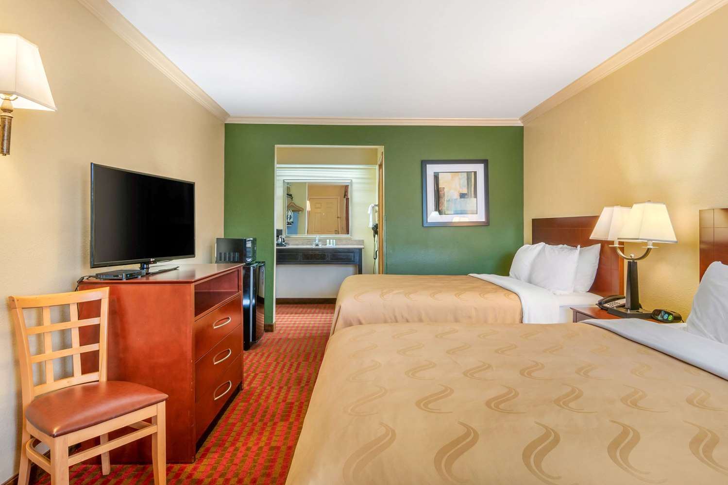 Quality Inn Klamath Falls, OR - See Discounts