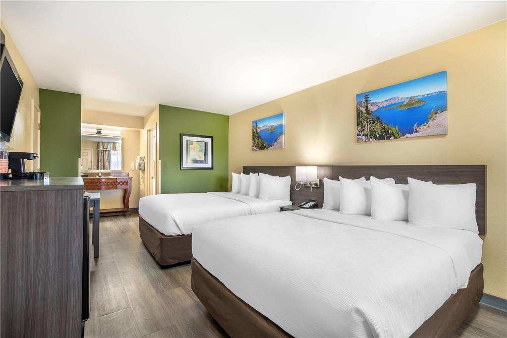 QUALITY INN KLAMATH FALLS - CRATER, photo 3