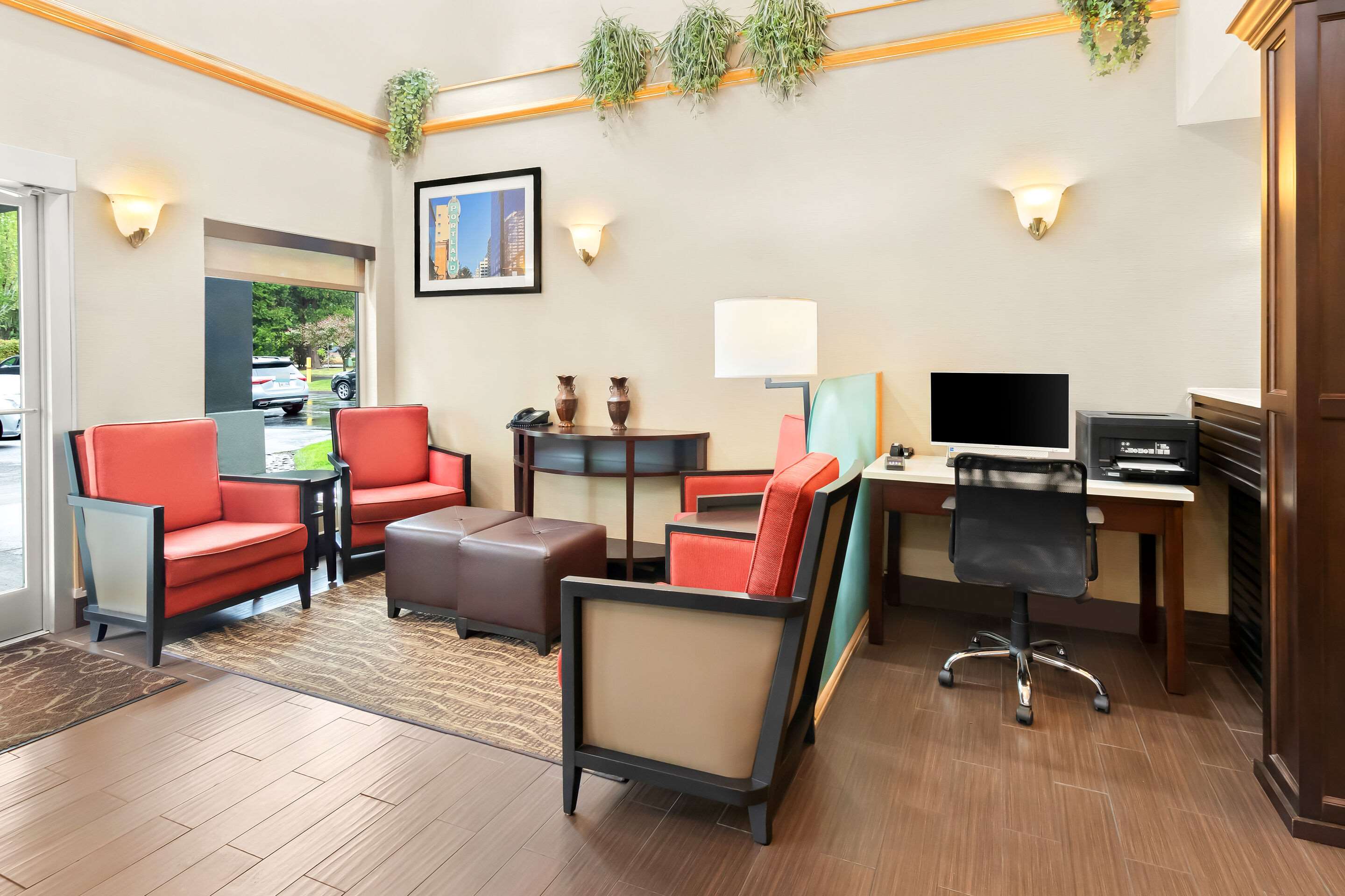 Hotel lobby | Comfort Suites Portland Airport