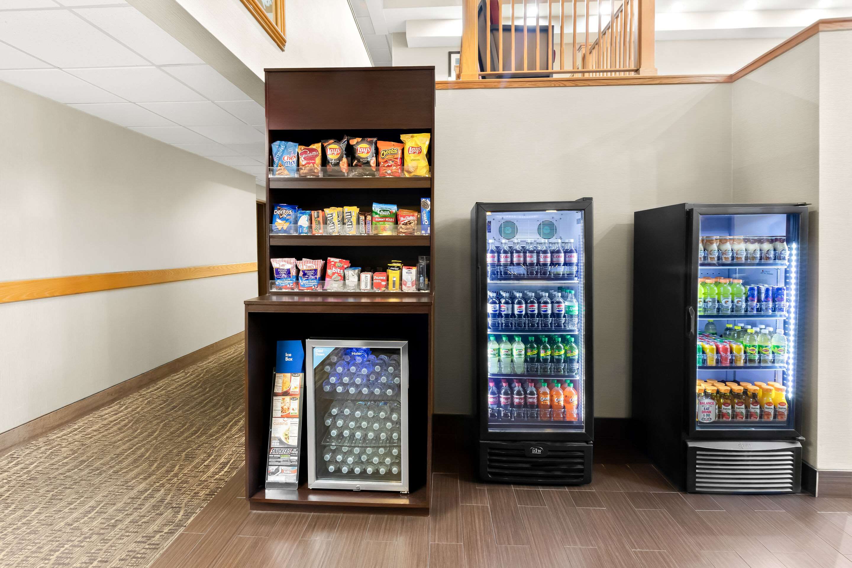 Hotel vending area | Comfort Suites Portland Airport