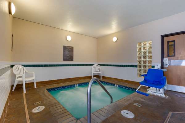 Pool - Comfort Inn Medford South - I-5, Exit 27