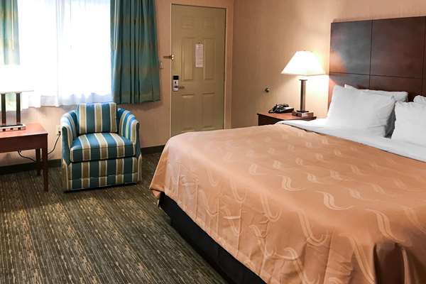  - Quality Inn Bedford - I-70 & I-76, Exit 146