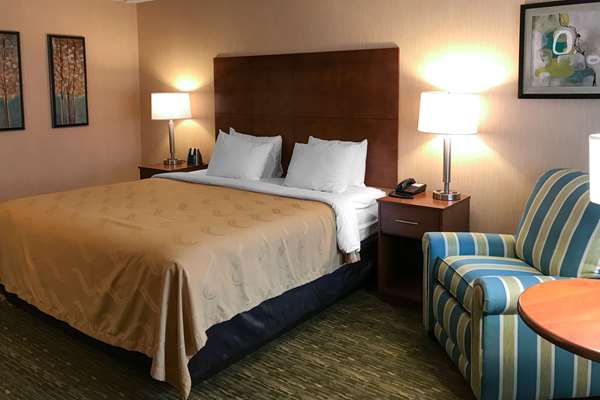  - Quality Inn Bedford - I-70 & I-76, Exit 146