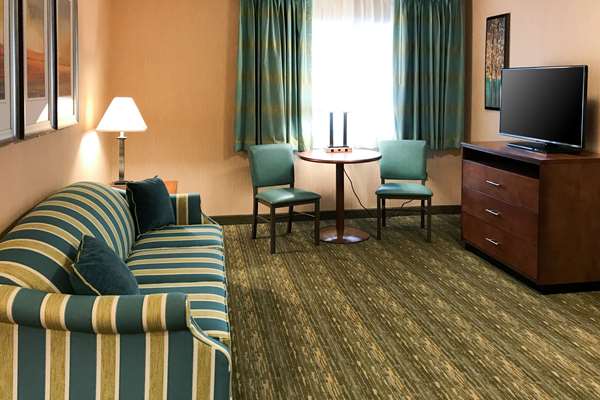  - Quality Inn Bedford - I-70 & I-76, Exit 146
