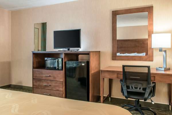  - Quality Inn Bedford - I-70 & I-76, Exit 146