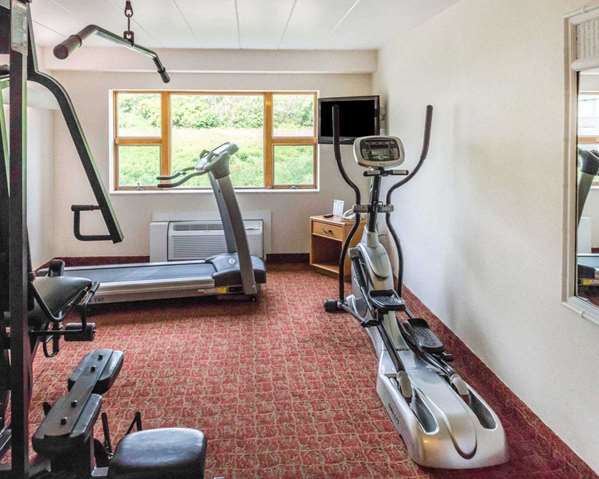 Fitness/ Exercise Room - Quality Inn Royle Kittanning