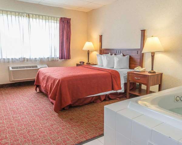 Suite - Quality Inn Royle Kittanning