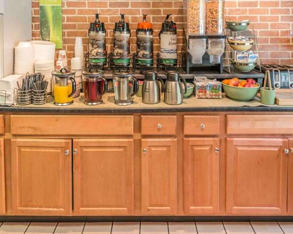 Amenities - Quality Inn Royle Kittanning