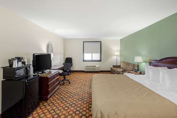  - Quality Inn Riverview Enola - I-81, Exit 65