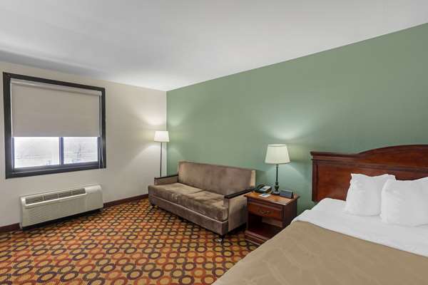  - Quality Inn Riverview Enola - I-81, Exit 65
