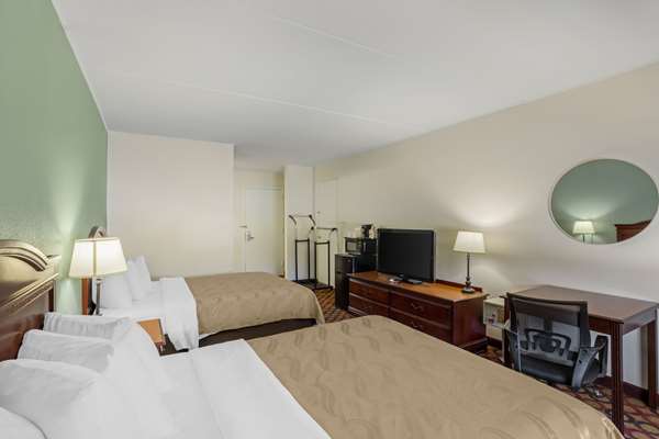  - Quality Inn Riverview Enola - I-81, Exit 65