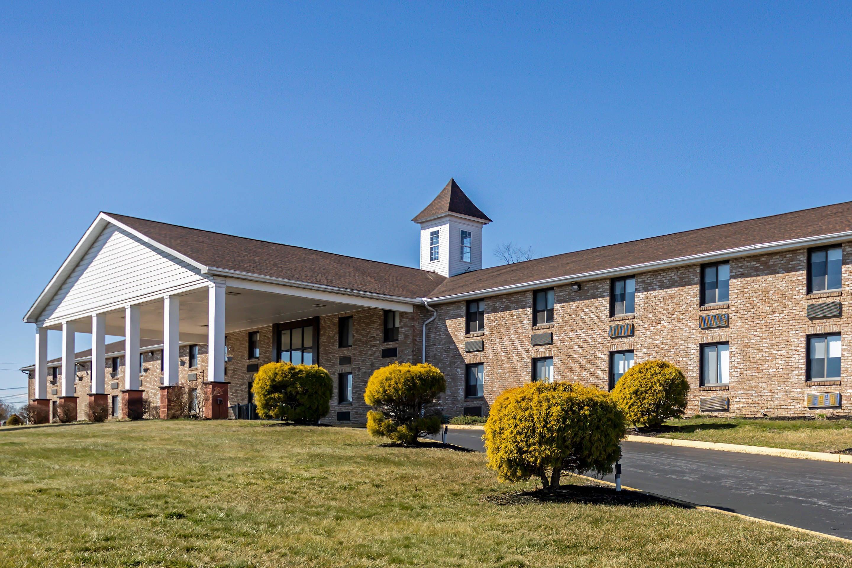 Hotel exterior | Quality Inn Riverview Enola-Harrisburg