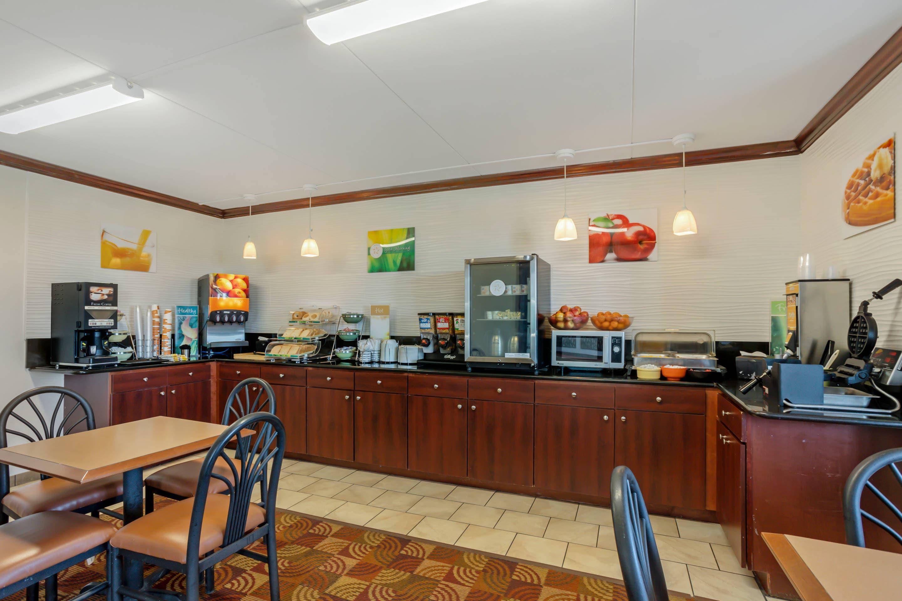 Breakfast bar | Quality Inn Riverview Enola-Harrisburg