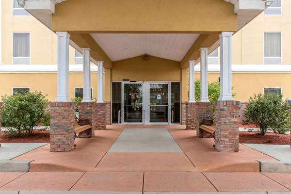 Exterior view - Comfort Suites Scranton - I-81, Exit 182