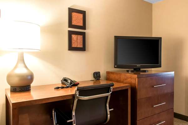Suite - Comfort Suites Scranton - I-81, Exit 182