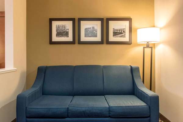 Suite - Comfort Suites Scranton - I-81, Exit 182