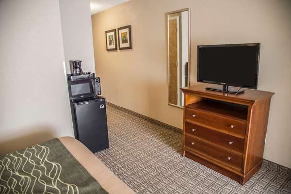Suite - Quality Inn & Suites Bradford