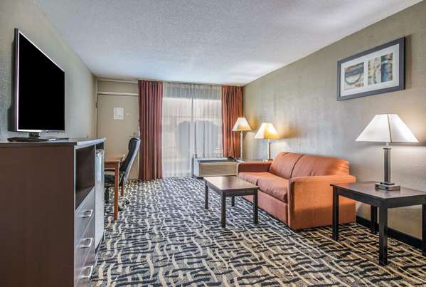 Suite - Quality Inn & Suites York