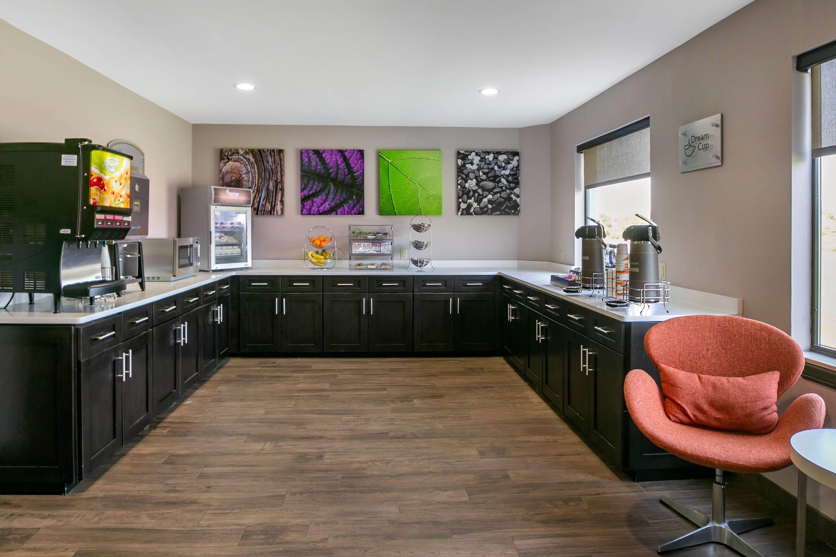 Breakfast counter | Sleep Inn Allentown - Fogelsville