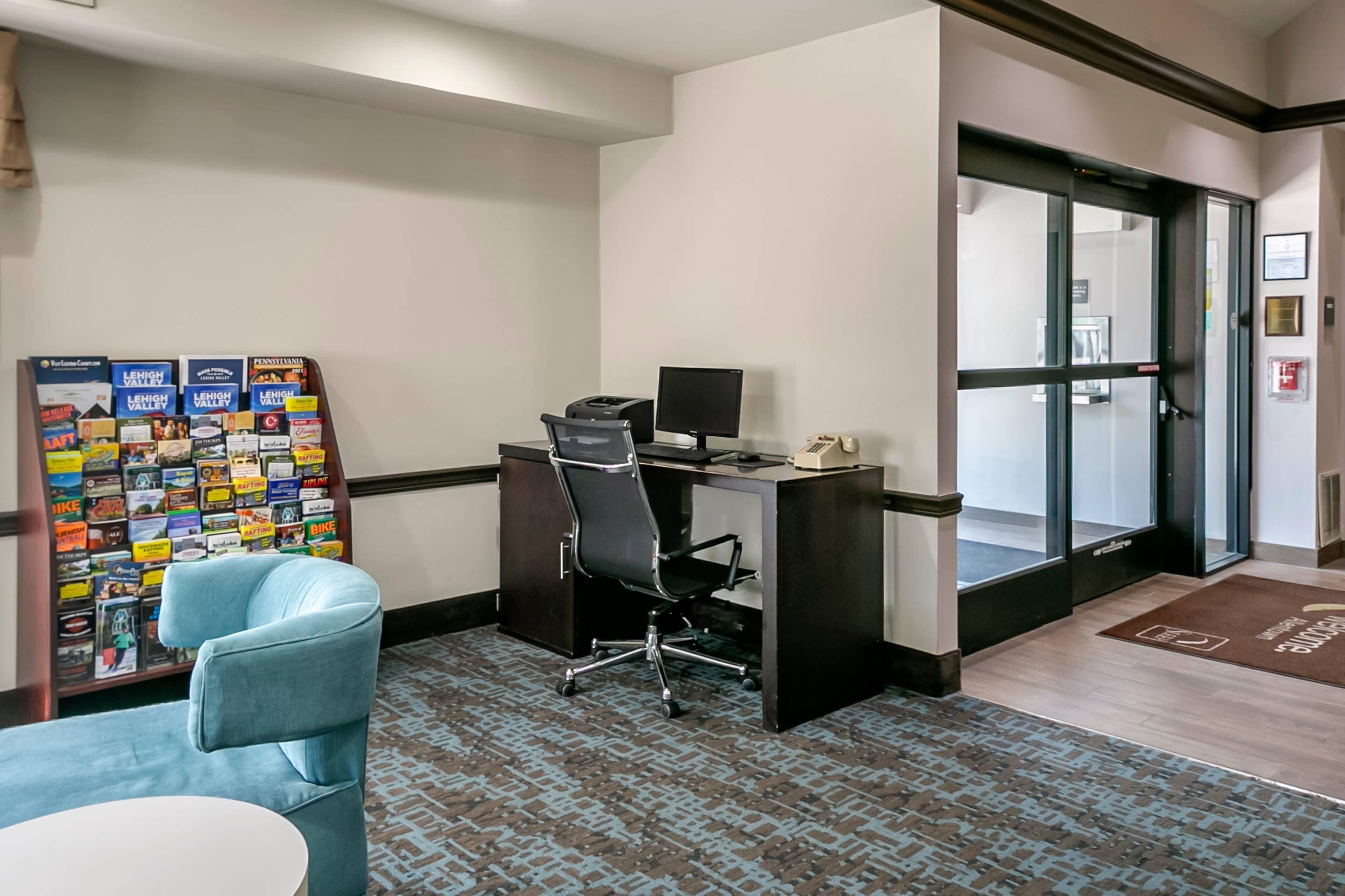 Business center | Sleep Inn Allentown - Fogelsville