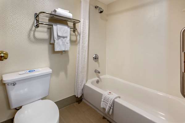  - Comfort Inn West Hazleton