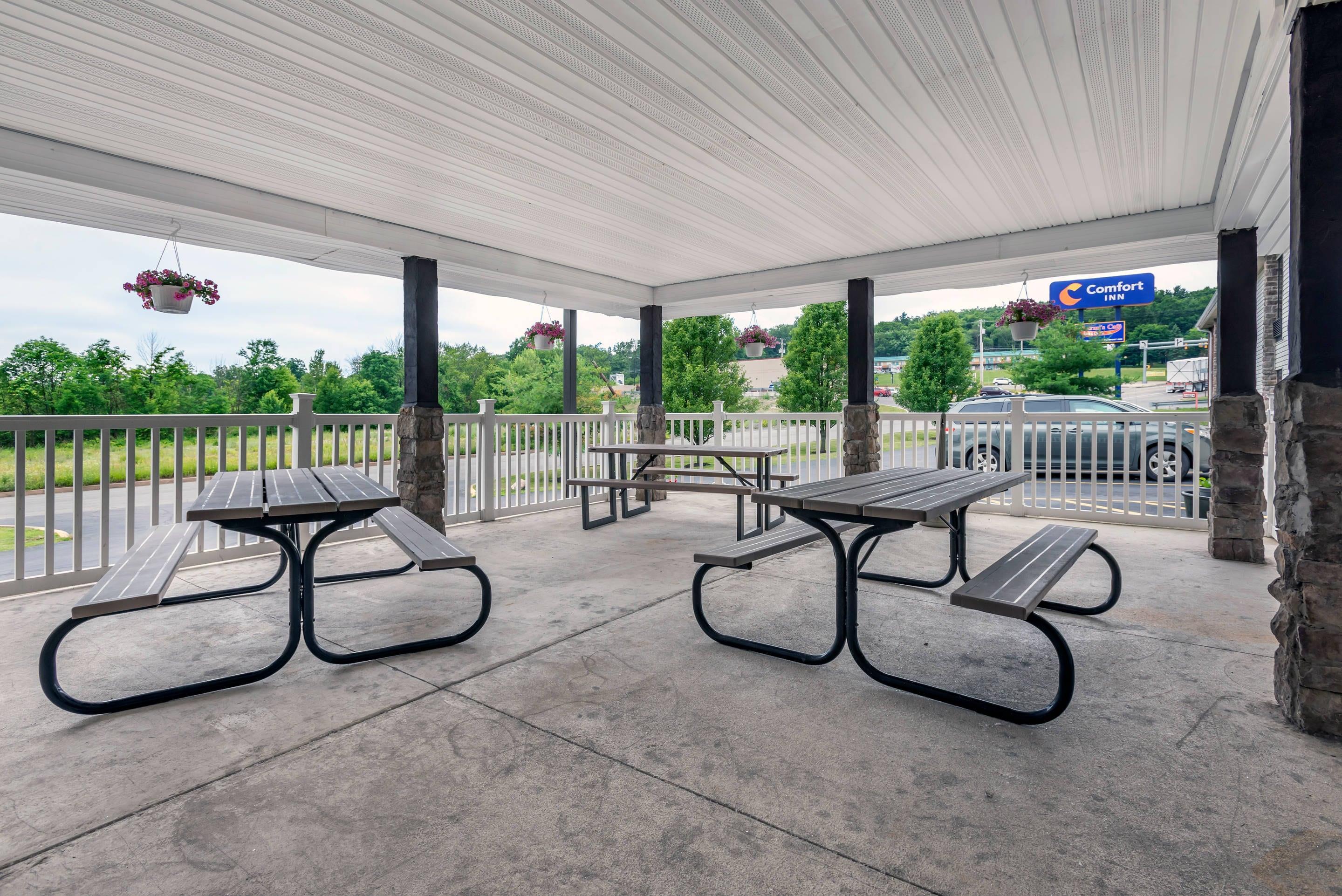 Outdoor seating area | Comfort Inn West Hazleton