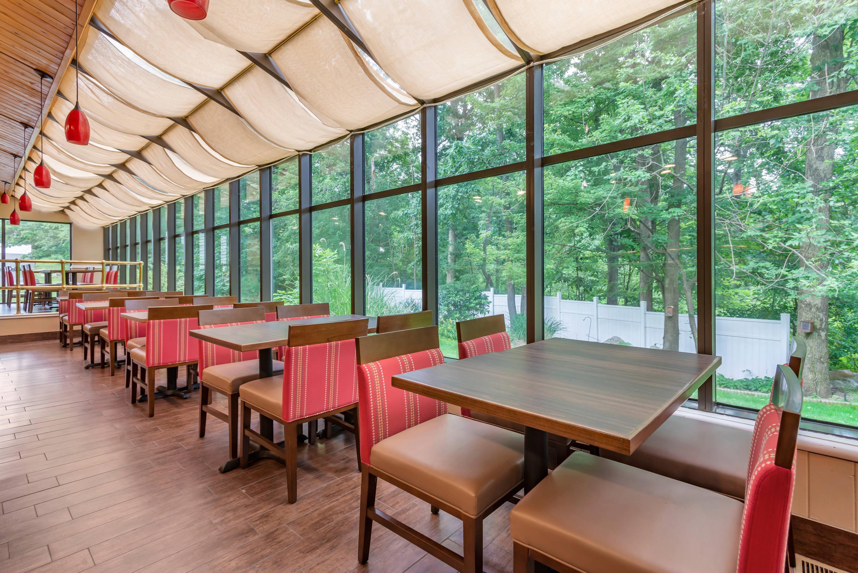 Enjoy breakfast in this seating area | Comfort Inn West Hazleton