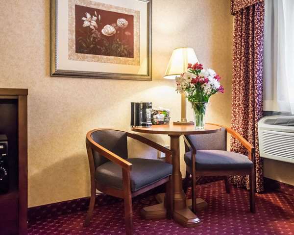  - Comfort Inn Hamlin - I-84 Exit 17