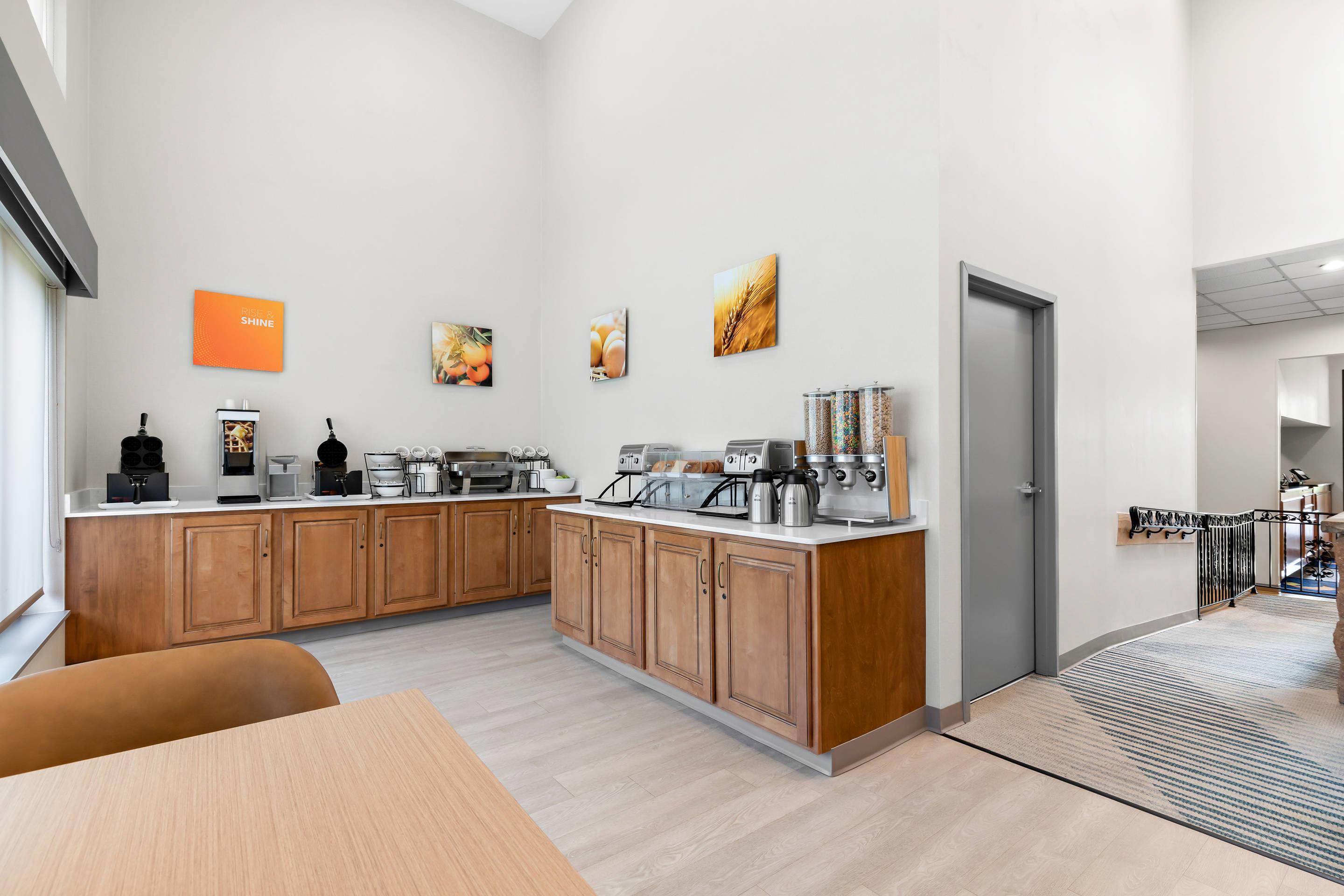 Breakfast area
