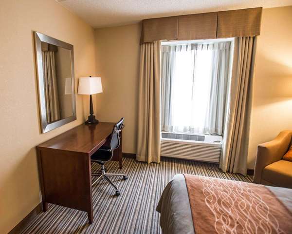  - Comfort Inn at the Park Hummelstown