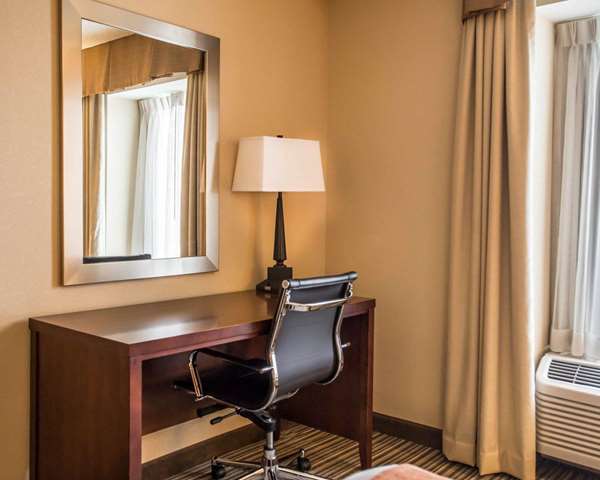  - Comfort Inn at the Park Hummelstown