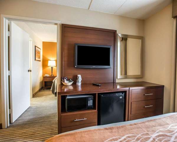 Suite - Comfort Inn at the Park Hummelstown