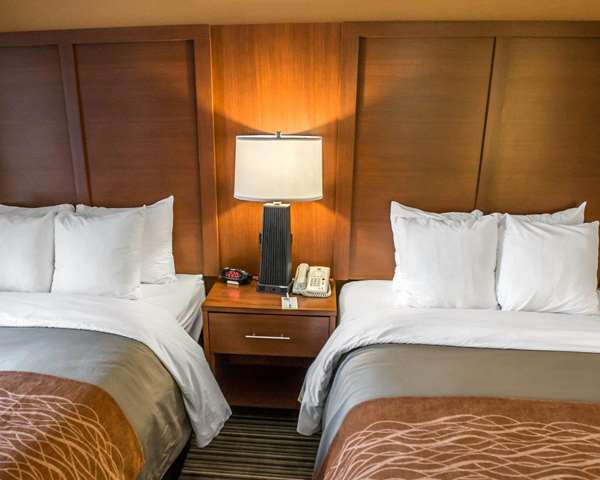 Suite - Comfort Inn at the Park Hummelstown