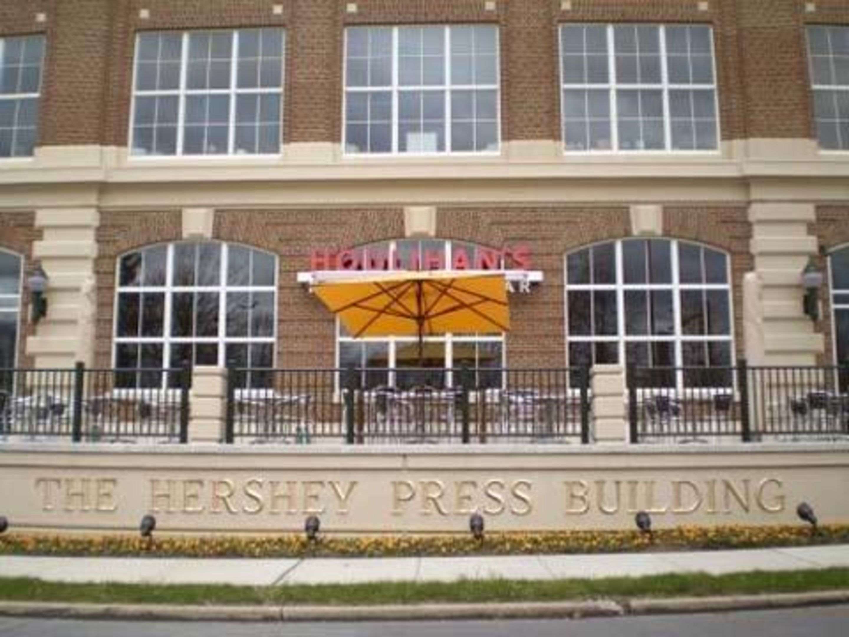Nearby restaurant | Comfort Inn at the Park