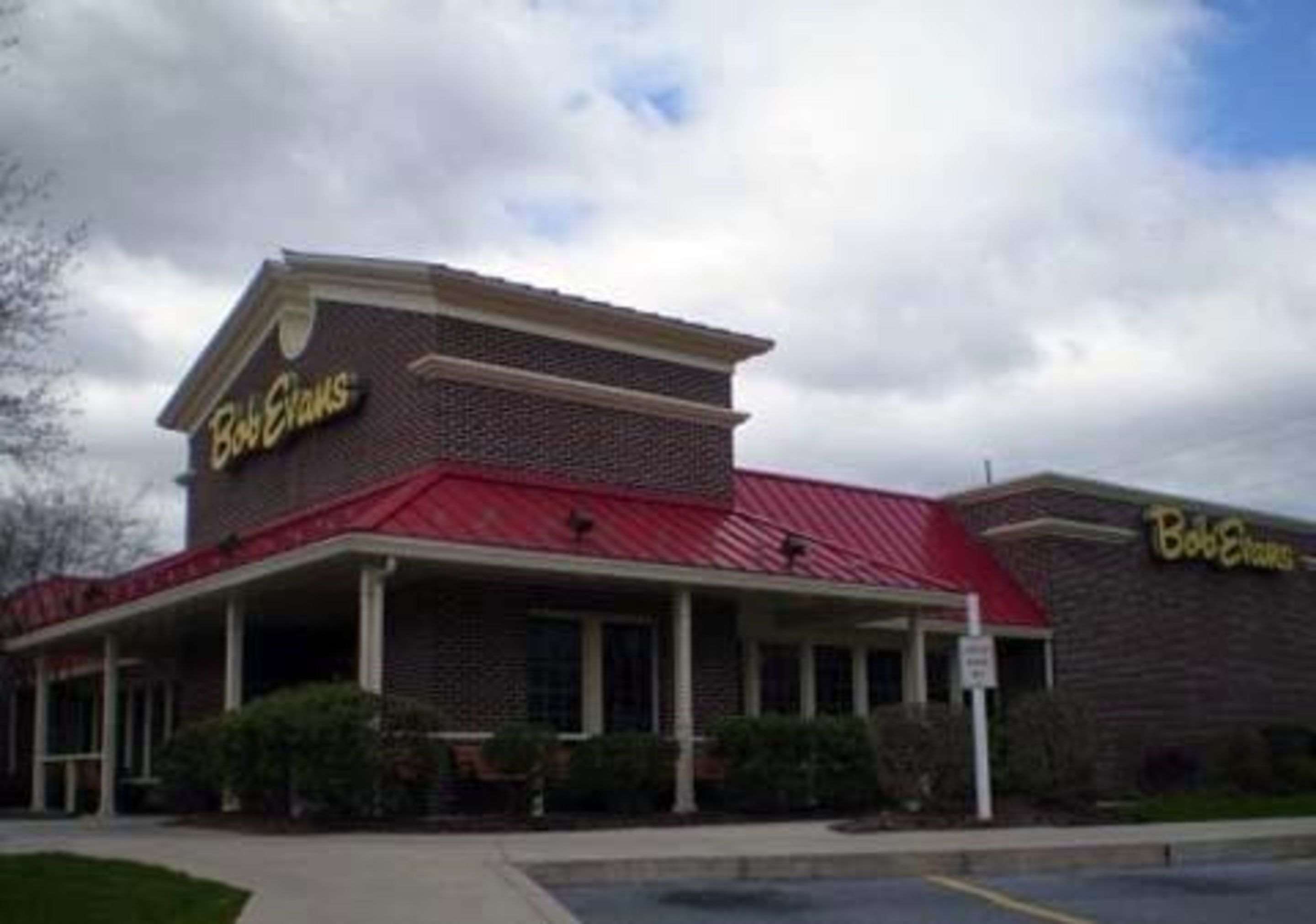 Nearby restaurant | Comfort Inn at the Park