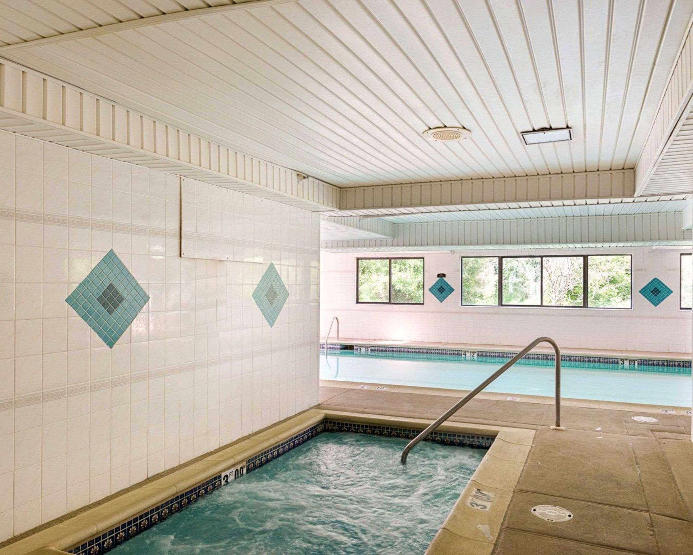 Relax in the hot tub | Quality Inn & Suites - Gettysburg